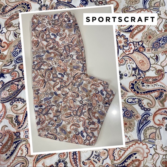 Sportscraft Pants - Women’s Sportscraft cropped Capri length pants paisley print size 10 zip button
